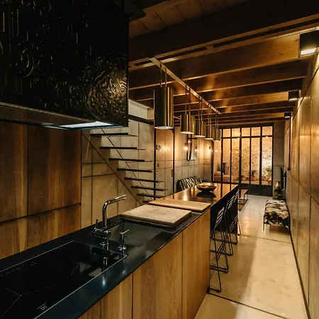 L'arpete, Rue Trivalle قرقشونه