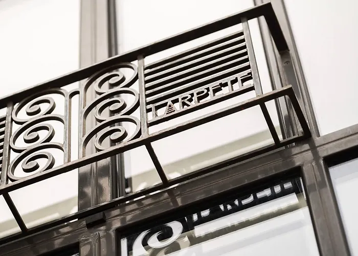 L'arpete, Rue Trivalle カルカソンヌ