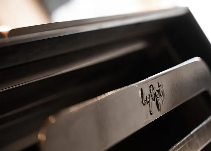 L'arpete, Rue Trivalle * Carcassonne